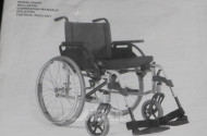 Rollstuhl BREEZY und ein Rollator