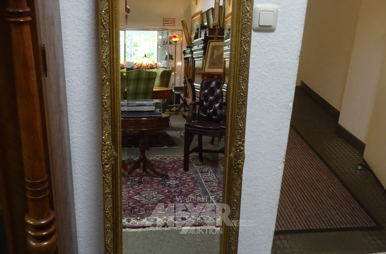 Ankleidespiegel, fac., goldf. Rahmen,