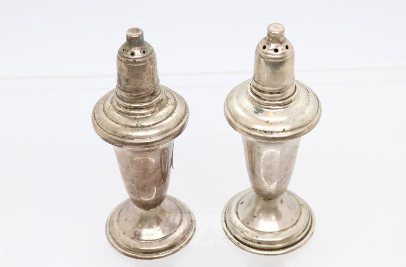 Paar Gewürzstreuer, 900er Silber