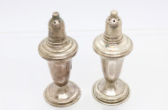 Paar Gewürzstreuer, 900er Silber