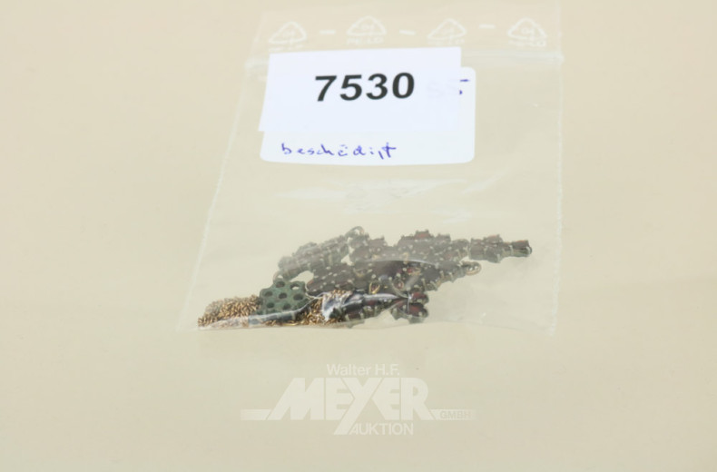 2 Teile Granatschmuck, beschädigt