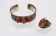 Armreif und Ring, Silber
