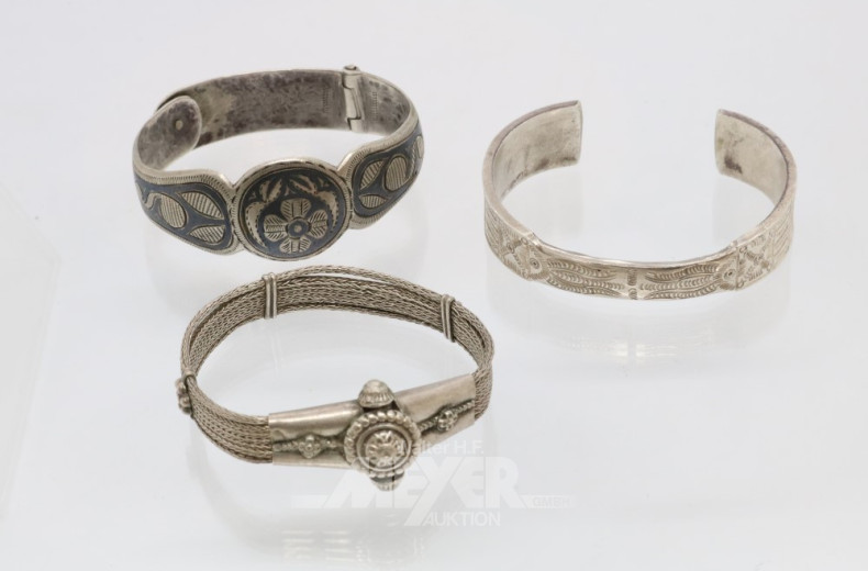 14 Armreifen, Silber