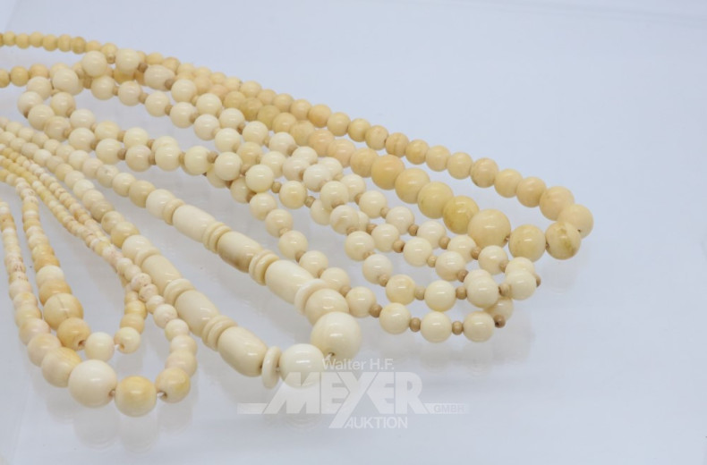 Posten Schmuck best. aus: Ketten u.