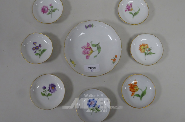 8 Porzellan-Beistell-Tellerchen MEISSEN