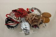 Konvolut Modeschmuck best. aus: