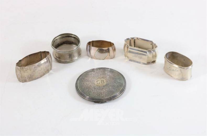 5 versch. Serviettenringe, Silber sowie