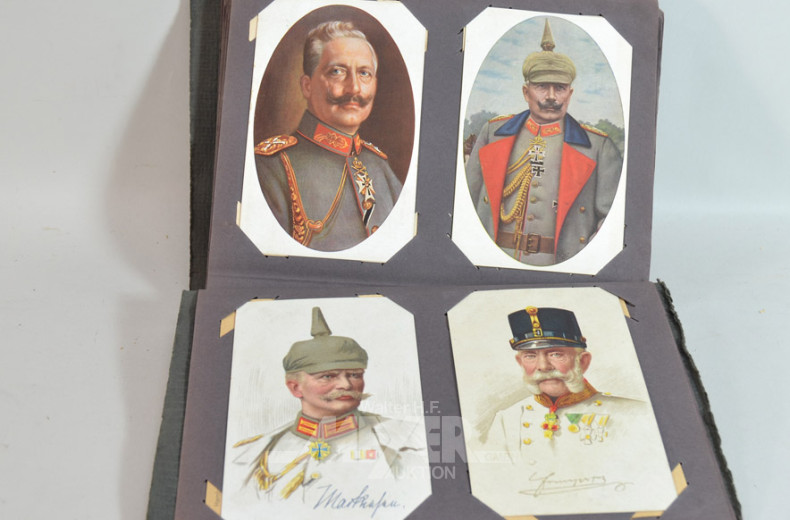 altes Postkartenalbum
