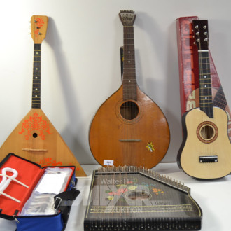 5 Musikinstrumente: Zitter, Kindergitarre,
