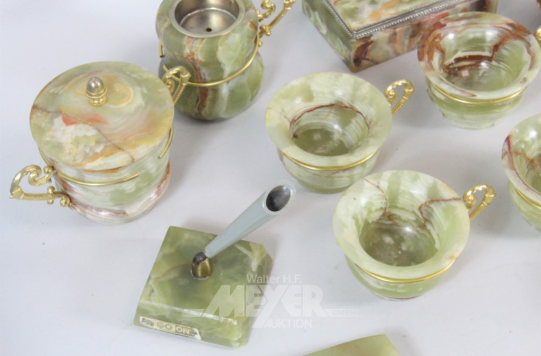 5 versch. Drusen / kl. Steine sowie