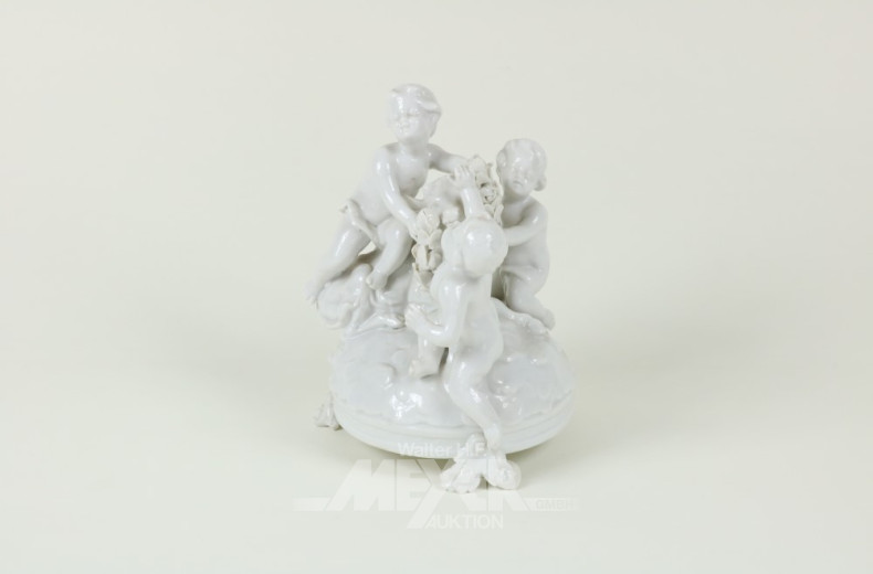 Porzellan-Gruppe, ''Putti mit