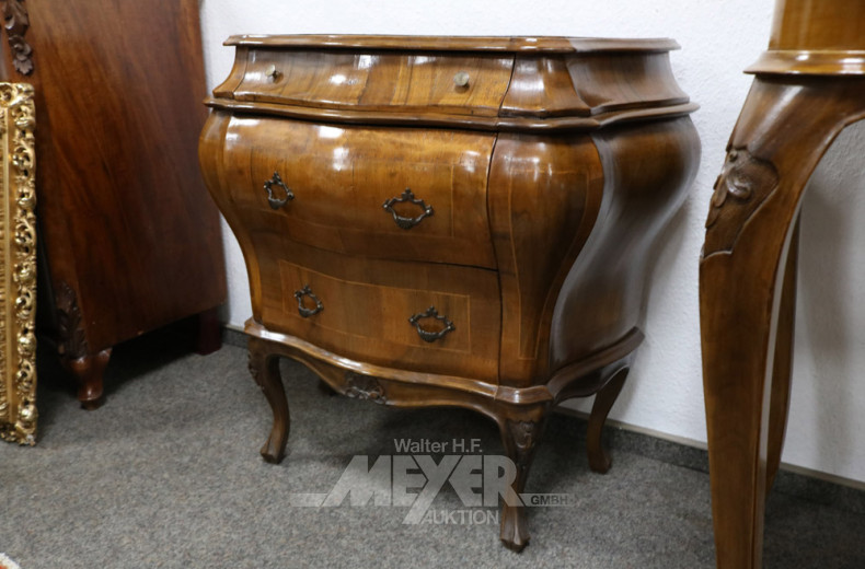 kl. Barockstil-Kommode,
