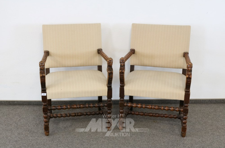 Paar Armlehnstühle/Sessel, Nußbaum