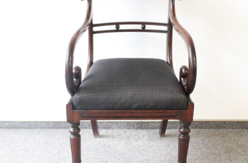 Armlehnstuhl, 19. Jh., Mahagoni