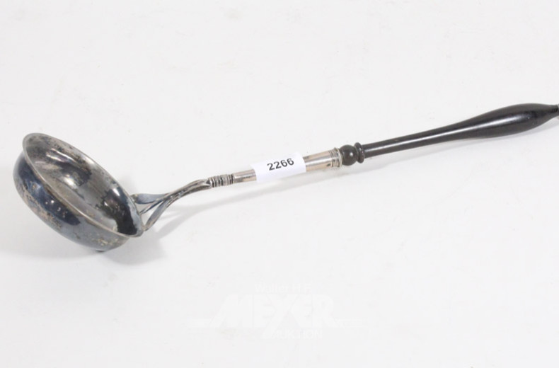 antike Schöpfkelle, 19. Jh mit Holzgriff