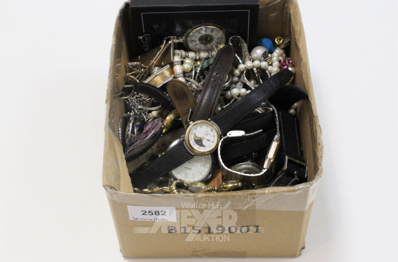 30 div. Armband- und Taschenuhren sowie