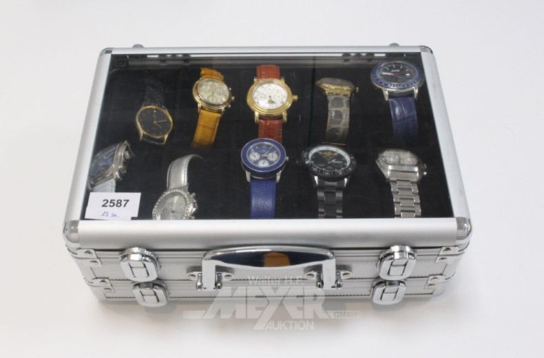 10 Herrenarmbanduhren im Uhrenkoffer