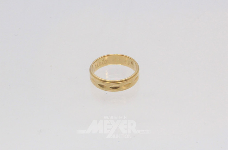 Trauring, 585er GG, ca. 6 g.