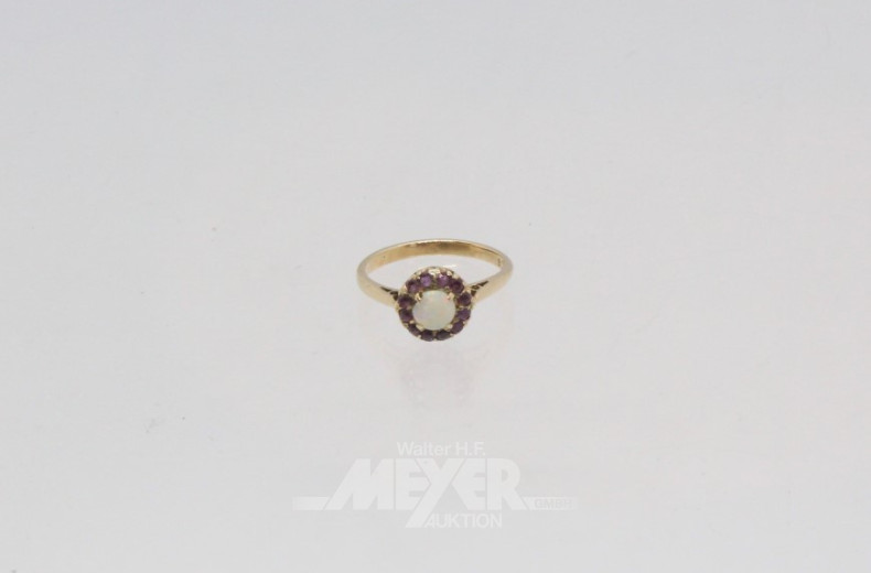 Damenring, GG 9 ct (375), besetzt mit