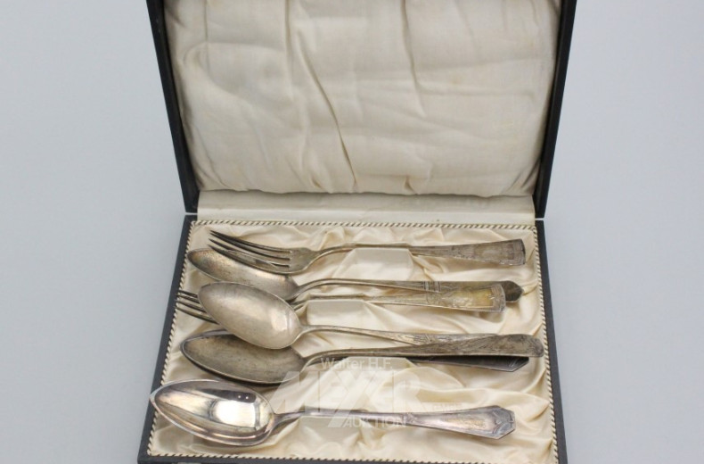 Besteckkasten mit 8 Teilen Besteck,