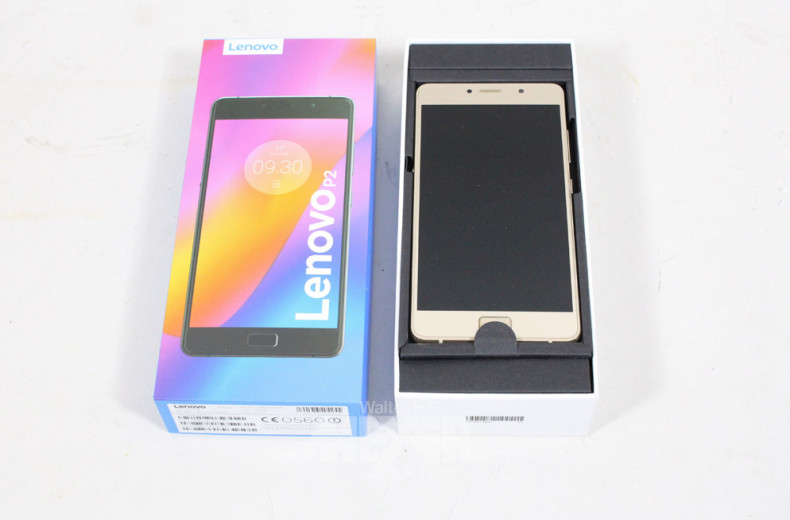 Smartphone LENOVO P2a42, goldfarben