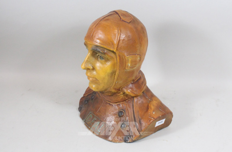 Gips-Büste ''Kampfpilot'', Höhe: ca. 39