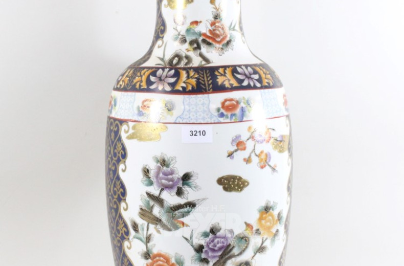 asiat. Porz.-Boden-Vase,