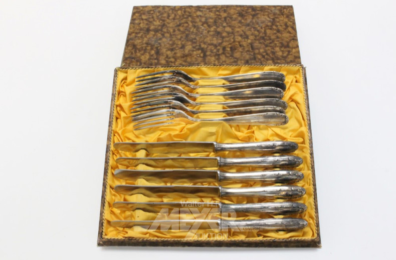 2 Besteck-Kästen, je 18 Teile Auflage