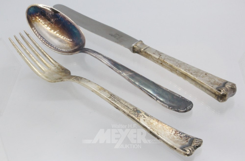 2 Besteck-Kästen, je 18 Teile Auflage