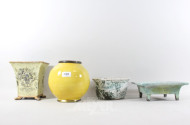 4 Keramikteile: Vase, Scale, Überfangtopf