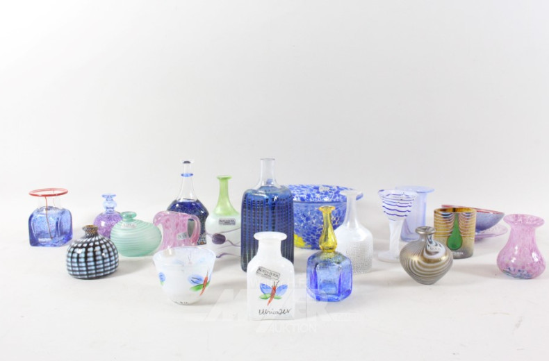 Posten kl. Glasdekorationen