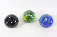 3 Paperweights, sign. ''KOSTA BODA''