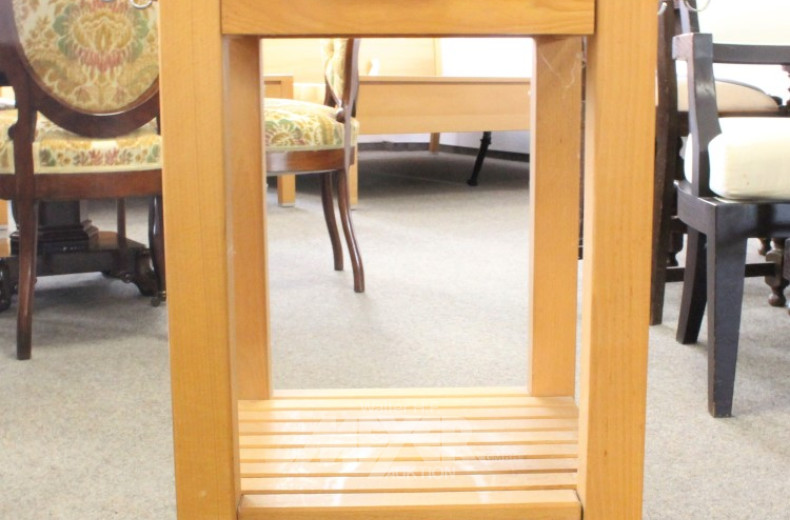 kl. Hackklotz, Buche mit 1 Schublade