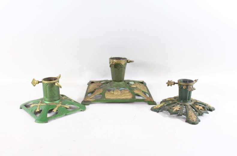 3 alte Christbaumständer