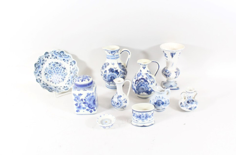 Posten versch. Porzellanteile: