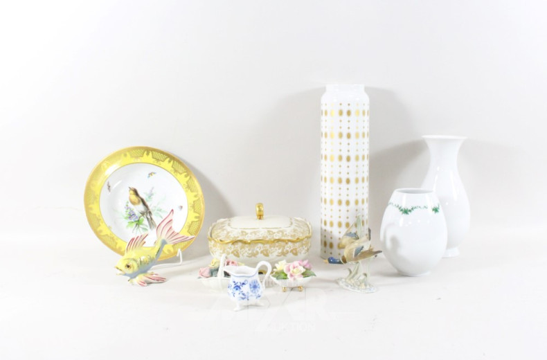 Posten versch. Porzellanteile: