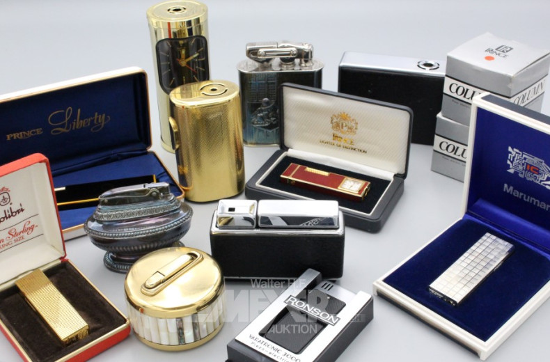 9 Tischfeuerzeuge, 5 Feuerzeuge