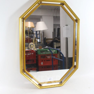 Wandspiegel, ca. 67x47 cm, goldf. Rahmen