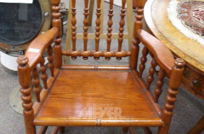 Hochzeitslehnstuhl, mit Schnitzerei in