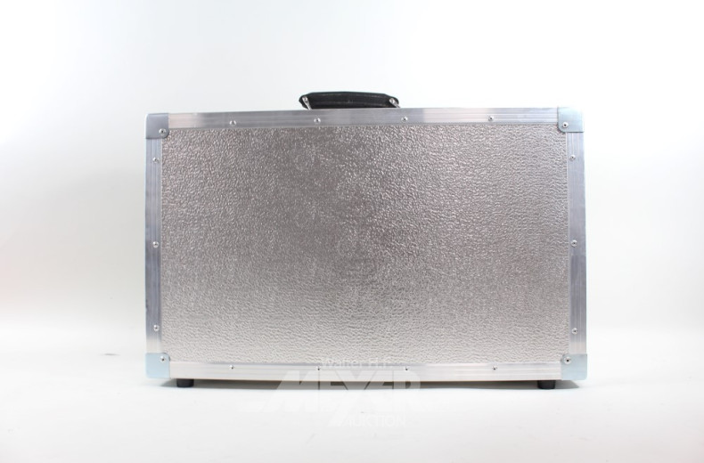 Transport-Koffer, Metall