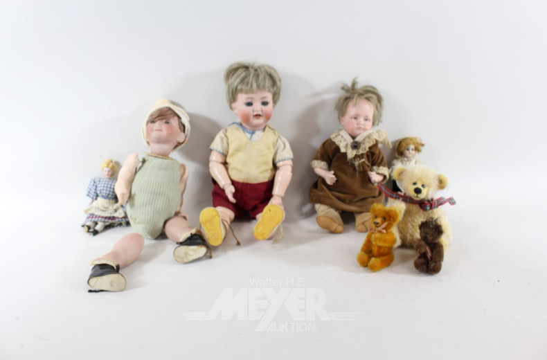 Posten Puppen und Teddys
