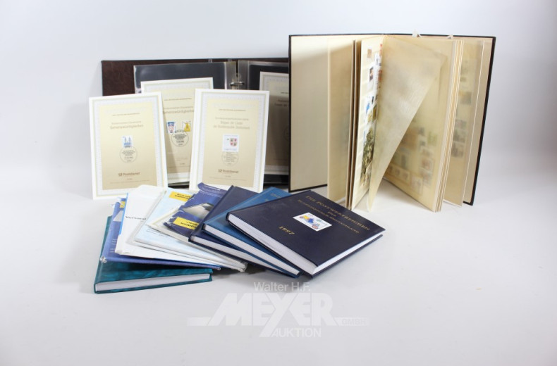 Posten Briefmarkenalben und