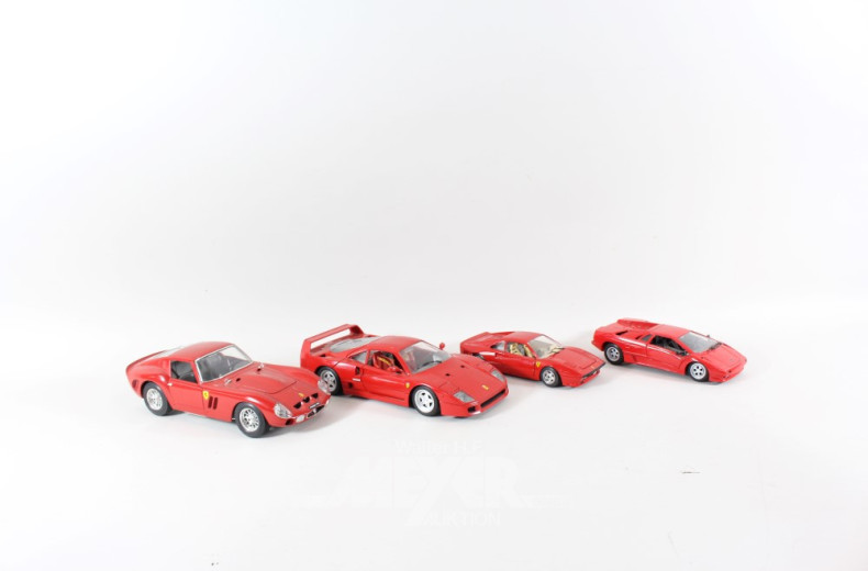 4 versch. Modellautos ''Ferrari''