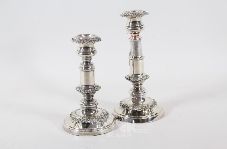 Paar Tischkerzenleuchter versilbert