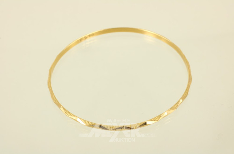 Armreif, 22ct gestempelt, ca. 16 g
