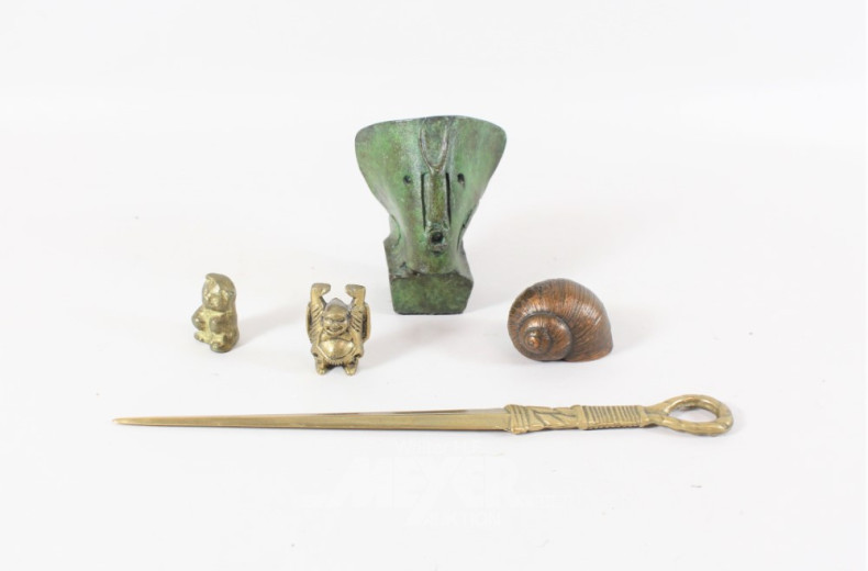 kl. Konvolut: Maskenbüste, Tierfiguren