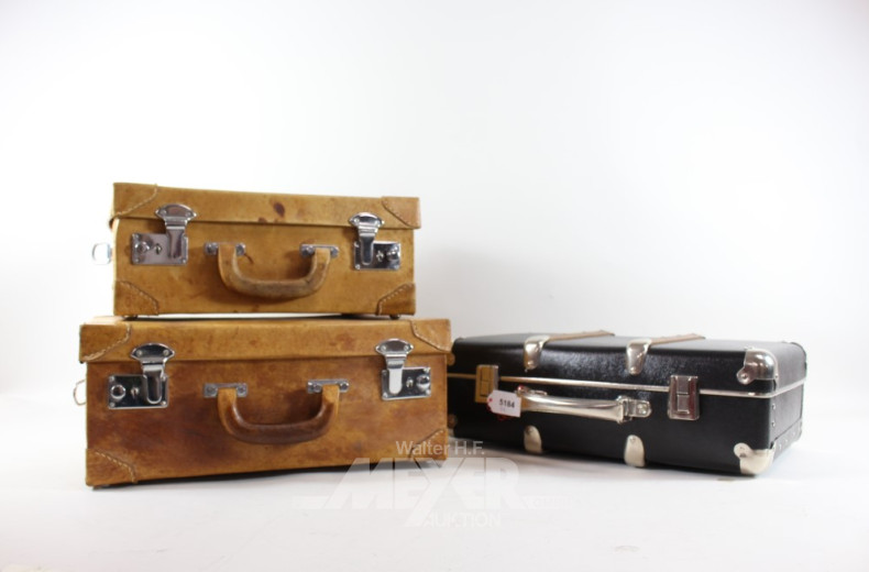 3 versch. kl. Koffer