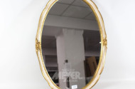 ovaler Wandspiegel, ca. 70 x 52 cm,
