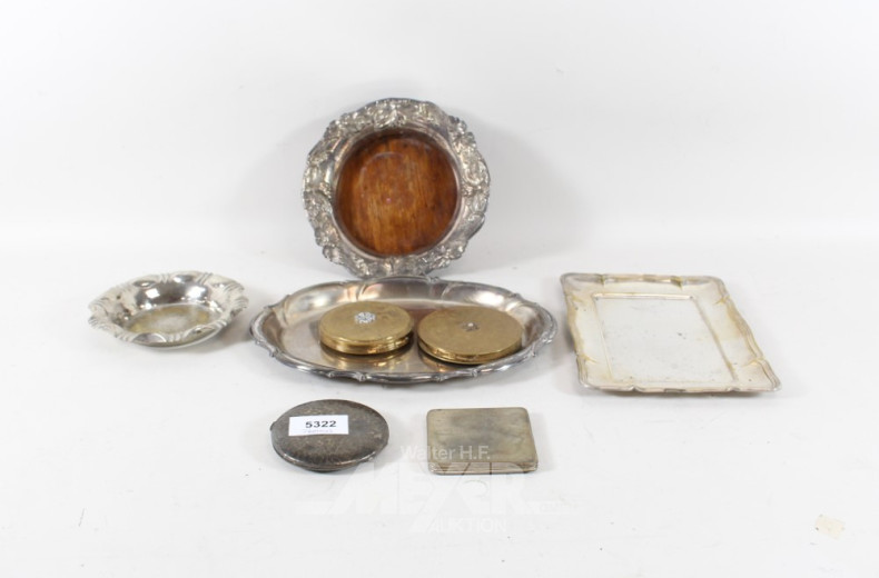 Posten versch. kl. Schalen sowie