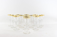 Satz von ca. 42 Gläsern mit